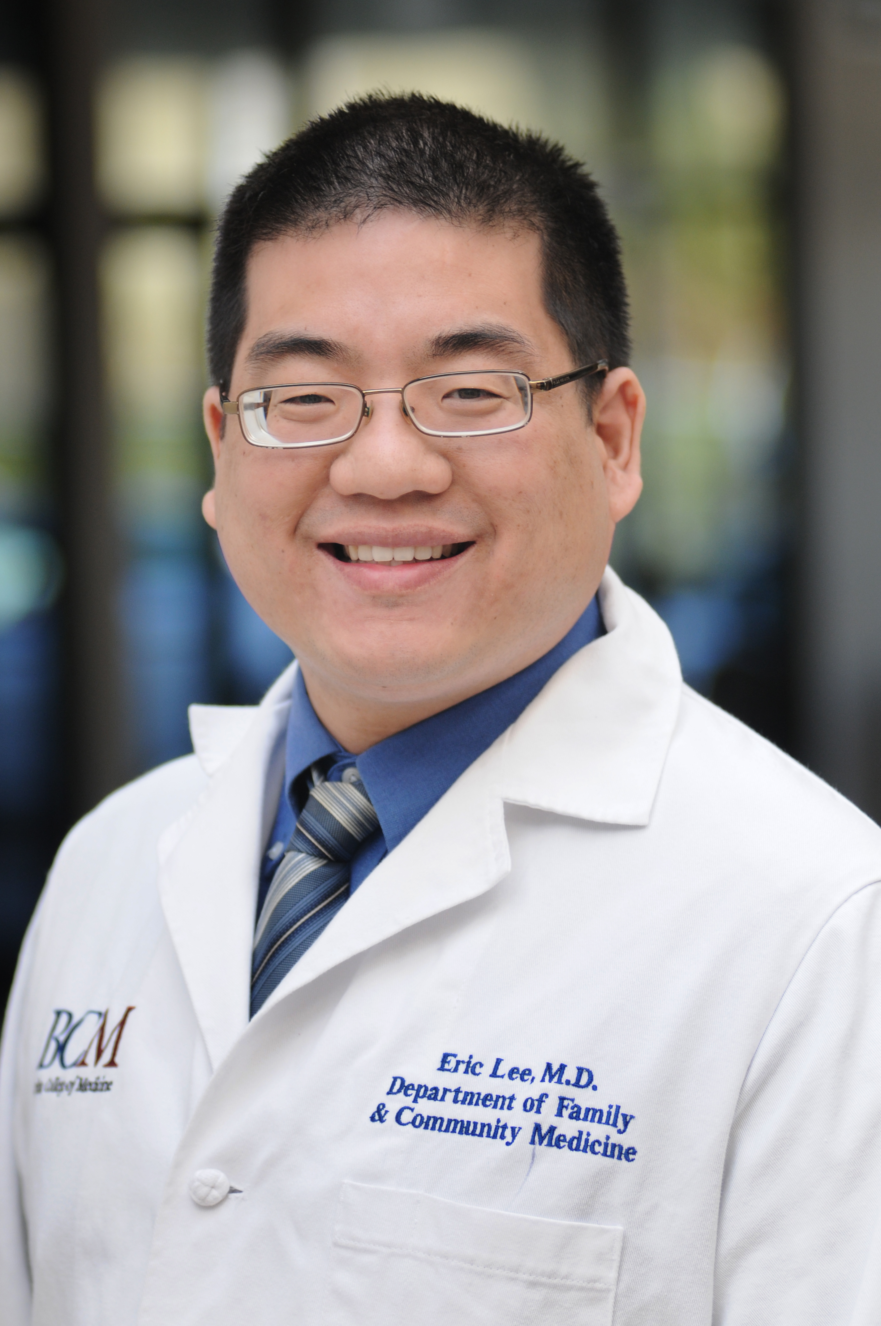 Associate Lee